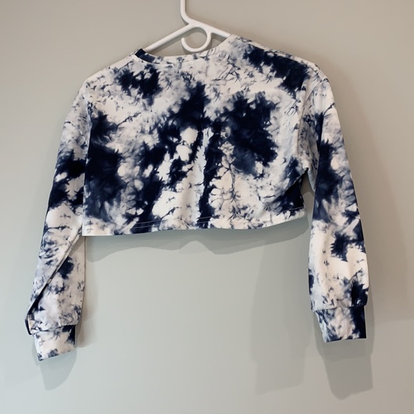 it’s a blue and white tie dye cropped sweater - Picture 2 of 5